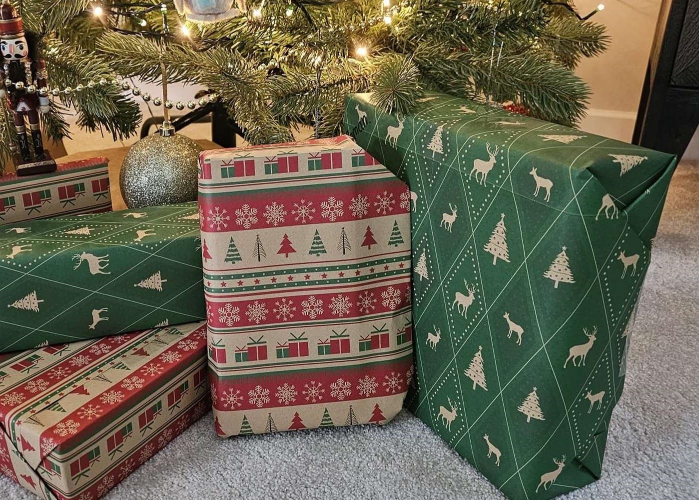 Gift Wrapping Paper Xmas Christmas Present Classic Festive Traditional Green Red Pattern Design Giftwrap Pack Set 10 Sheets